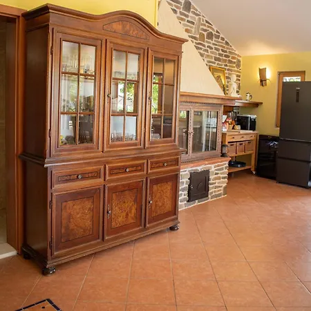 Bellezza With Heated Pool Near Split *