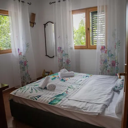 Vila Bellezza With Heated Pool Near Split