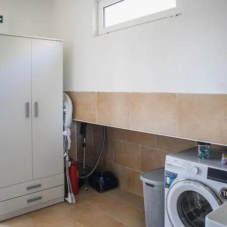 Villa Bellezza With Heated Pool Near Split *