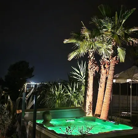 Bellezza With Heated Pool Near Split Kaštela