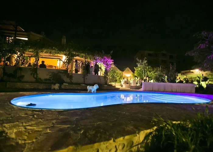 Bellezza With Heated Pool Near Split Kastela