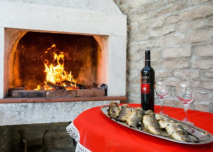 Villa Bellezza With Heated Pool Near Split *