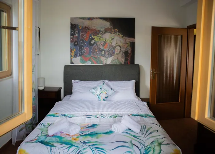 Bellezza With Heated Pool Near Split Villa Kastela