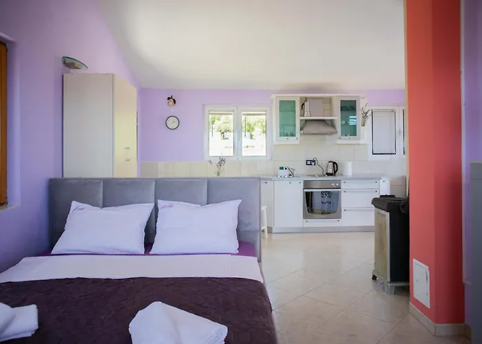 Villa Bellezza With Heated Pool Near Split Kastela
