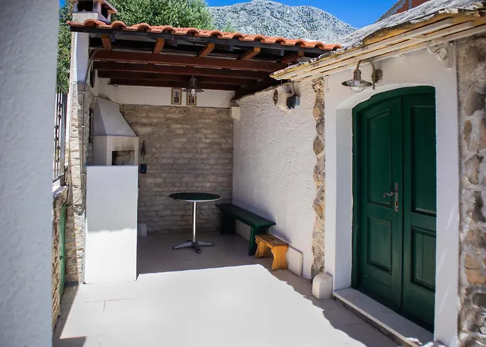 Villa Bellezza With Heated Pool Near Split