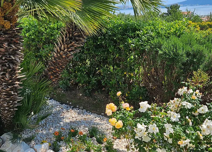 Villa Bellezza With Heated Pool Near Split Kastela